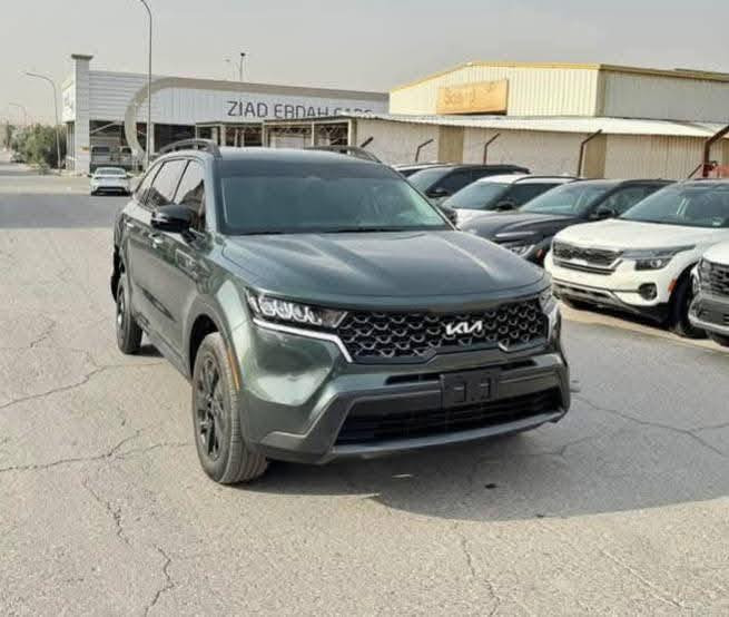 2023 KIA SORENTO
سعة المحرك:- 2.5سوبر

اللون:- زيتوني لون جديد   

المسافة المقطوعة :-000 26 mi 

عدد المقاعد :- 7 مقاعد 

مواصفات السيارة :- X Line 

* شاشه كبيره 

*كراسي كهرباء   

*وَيْل 20

*فرش جلد اسود 

*كامره 

*حساس تجاوز 

*بصمه

*حساس خلفي  

*تشغيل عن بعد 

*لايت زينون 

*اشاره بالمرايا
 
مرقمه رقم إنكليزي نقل ملكية كل محافضات العراق عدا اقليم كردستان
السيارة جديد 

وحادثه حلوو جاملغ الخلفي بدون ايرباك.

مصلح كامله السعر 270

العنوان حلة بابل مقابيل بانزين خانه باب المشهد
  ***********
***********
