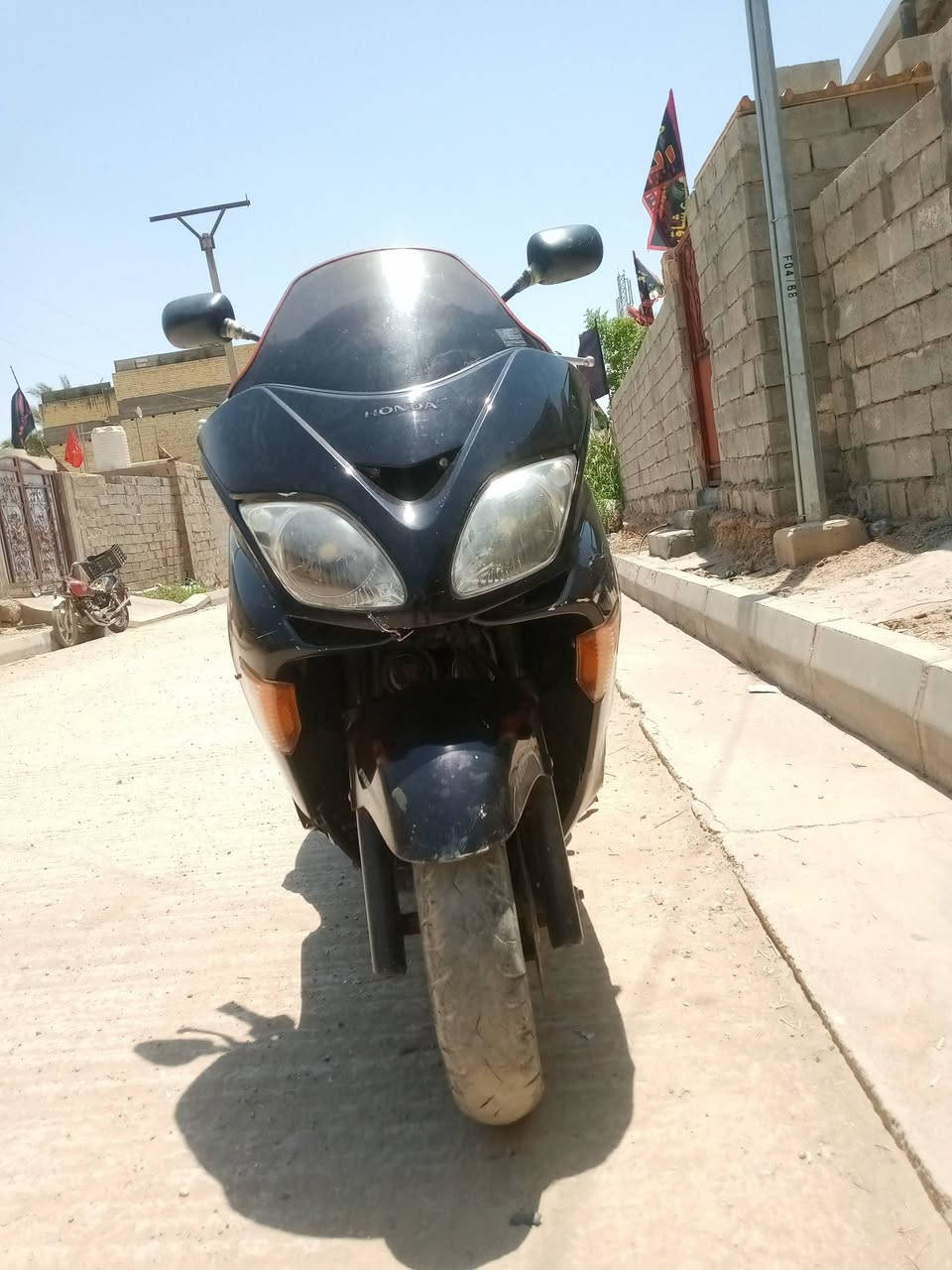 لبيع دراجه فورزه صفر 8 كلش ما بيه 550.   ***********

