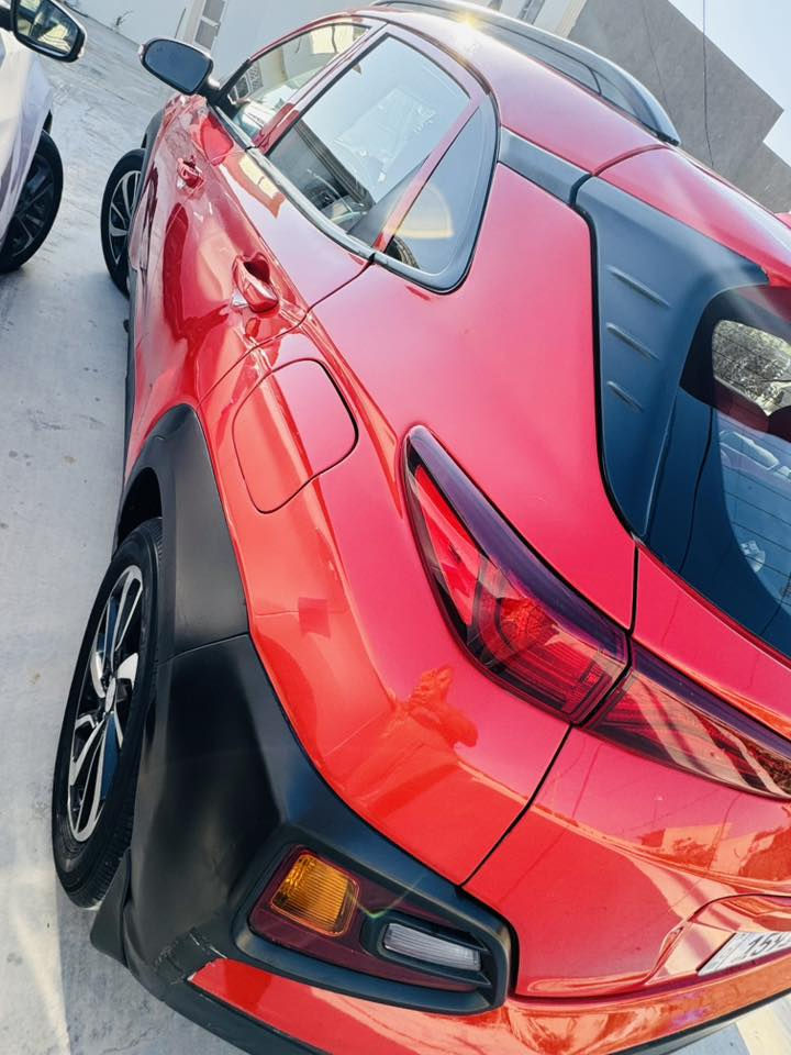 مصبوغه عام وعندي صوره قبل الصبغ بيه جراد وترتيب 
للبيع كونا موديل 19 ب اسمي فول مواصفات كشن جاد كشن كهرباء تدفئه كشن قياده ذاتيه بصمه 6 رادار محرك 2000 دوش دفع رباعي نزول منحدرات  فتحه كير atm  سياره مال جناي كامله شرط مناقصه برغي تخم تاير وباتري جديد سنويه وهزه جديد بأسمي ***********. مكانه نجف السعر 109
