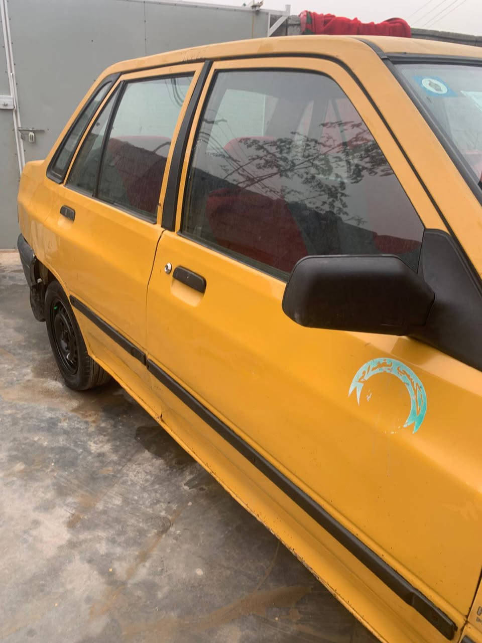 للبيع سايبا 11 رقم انكليزي سنويه جديده مصفره هيئه وغرامات تحويل مباشر كيرمكينه نضيفات شواصي بيهن فطر صغير ومعمرات بيها جاملقات الامامي اثر خياس واحد مصبوغ واحد مبدل بدون ضربه ملكطه خياساتها صدرامامي خلفي نضيف تخم تاير نضيفات كهربائيات كلها شغاله سياره جاهزه السعر 23 عنوان جسر ديالى قرية 10 هاتف/***********/***********
