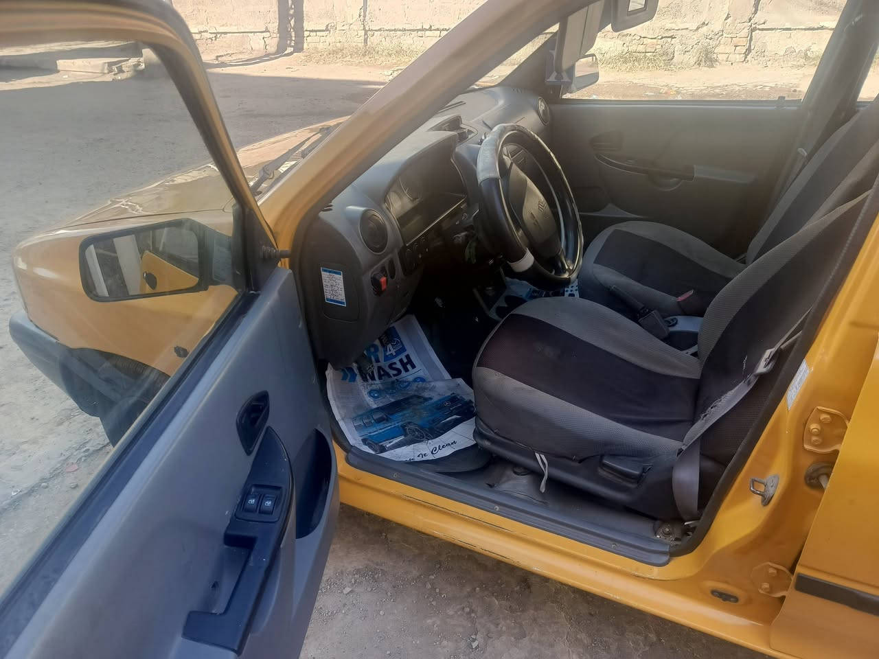 السلام عليكم سايبا موديل 18
السياره بسمي 
بلاديه اي صبغ مابيها
كير محرك خير من الله السياره مبدل بيها فقط جاملغ امامي 
مكان السياره كراده قرب المسرح الوطني
 الاتصال ***********
السعر 45 وبيها مجا
