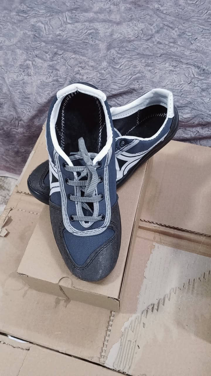 سلام عليكم
اخوان يتوفر عدنا احدا جملا ومفرد سعر الزوج 400 تالف وجملا يختلف وتوصيل مجاني داخل كركوك تصفيت مخازن رقم //***********//
