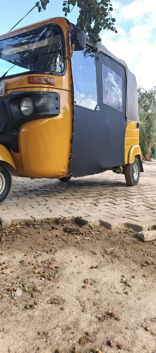 سلام عليكم تكتك لبيع مديل 2020رقم تعميرات قليلة سعر 6750ابيه مجال قليل مكاني بغداد قريب على مرور الحسنيه  , ***********
