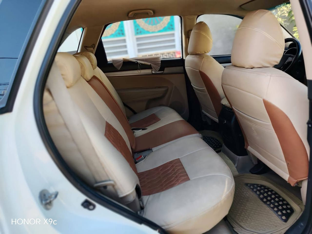 سورنتو ٢٠١٤ ابيض خليجي أربيل
المالك عراقي وكاله موجوده مداور موجود 
سيارة كفاله عامه عدا بارد وشخط بسيط بالباب
٤سلندر ٧ راكب ٣ قطع تبريد🥶 فور ويل   التواصل هاذه رقمي *********** مكاني نجف أبو صخير السعر 180 وبيه مجال حك الجيه 🌹
