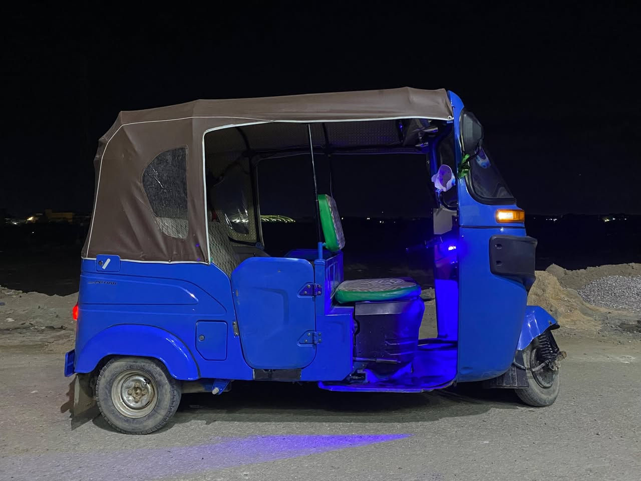 السلام عليكم

تكتك بجاج لون ازرك

 موديل2022مضلع داخله 2023

اوراق خالد وصادق

السعر7,800وبيها مجال للشراي

رقم الاتصال***********

العنوان بابل القاسم
