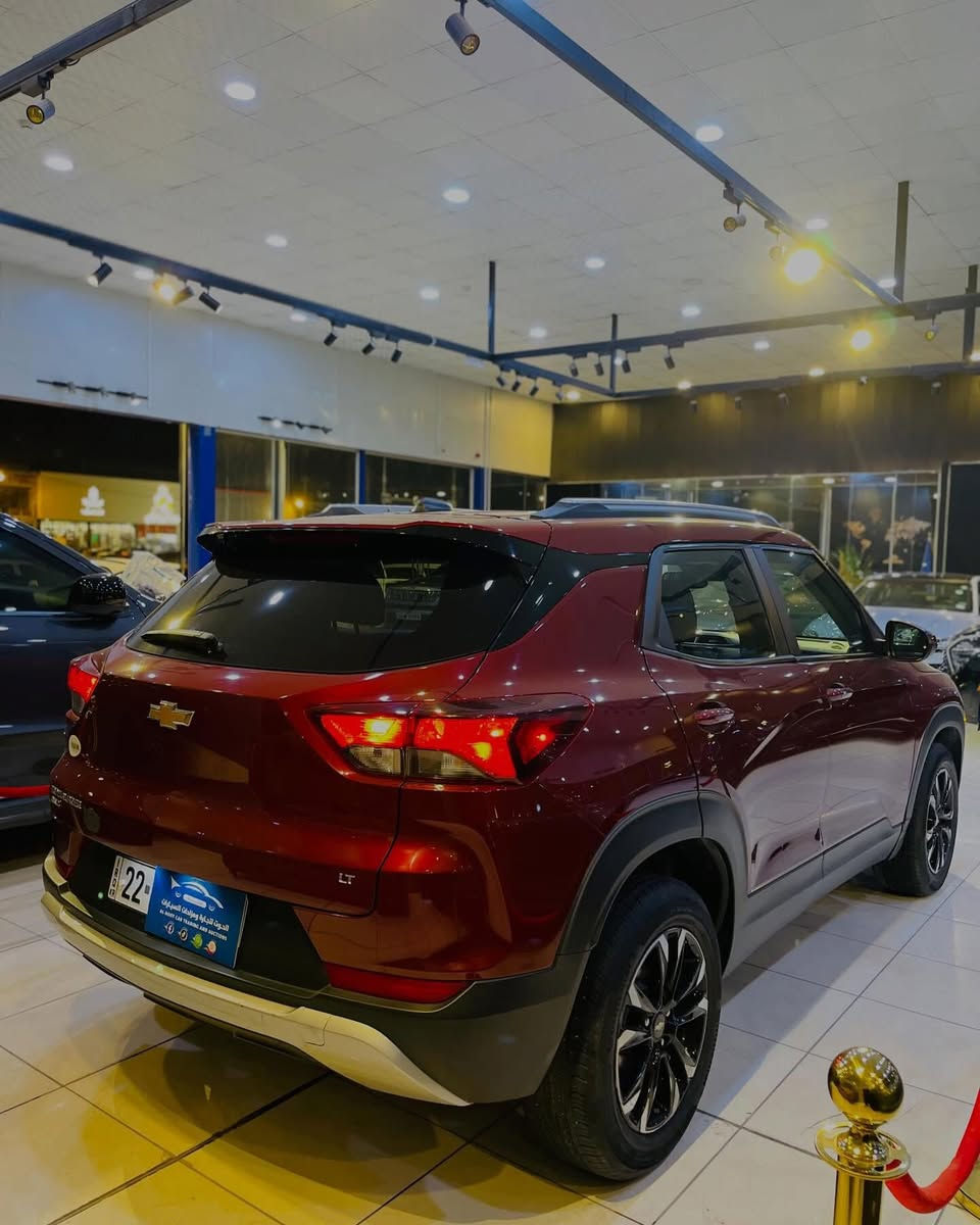 #اعلان_بيع_سيارة

🔷السيارة : شوفرليت ترايل بلايزر LT

🔷سنة الصنع : 2023

🔷اللوحة : اربيل

🔶السعر : 165 ورقة

🔷الضرر : تبديل بابين نفس اللون مع صبغ الجاملغ الامامي الايمن. (صور الضرر مرفقة بالاعلان)

🔷ضرر الايرباك : بردة وكشن.

🔷رقم الشاصي : KL79MRSL7PB173727

______________________________________

🔷المواصفات:

🔹حجم المحرك 3 سلندر 1.3L توربو 

🔹عداد المسافة 8 الف ميل 

🔹رادار امامي وجانبي وخلفي

🔹تنبيه الخروج عن المسار

🔹كراسي مخمل

🔹كرسي السائق كهرباء

🔹تدفئة الكراسي الامامية

🔹اوتو ستوب

🔹دفع رباعي AWD

🔹ويل كب حجم 17 انج مع اطارات بحالة جيدة

🔹وضعيات قيادة

🔹لايتات LED بالكامل

🔹شاشه تحكم بالايعازات

🔹تحكم ستيرن جهتين

🔹بصمة ابواب وتشغيل وتشغيل عن بعد

🔹مع باقي المواصفات الاعتيادية

————————————————————————

☎️ الاتصال :

***********

***********

📍النجف الاشرف - المدينة المائية - 

مقابل حي الجامعة - قرب سنتر جبل عامل.
