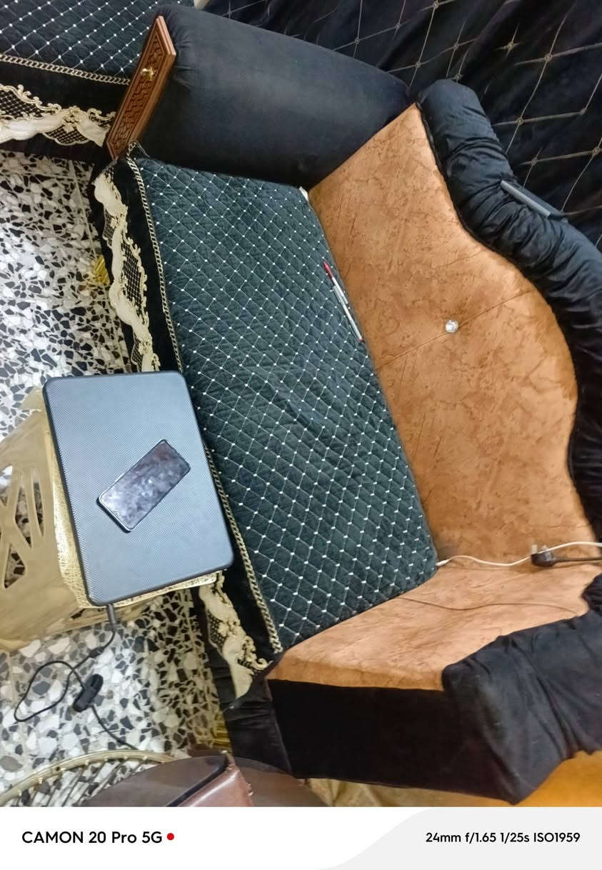 غراض بيت للبيع انضاف سبب البيع تحويل غير مكان كلمن وسعره الشراي يتفضل خاص مكان بغداد حي اور الشيشان


**إذا كنت صاحب هذا الإعلان وتريد حذفه لأي سبب، رجاءا أرسل رسالة إلى الدعم الفني**