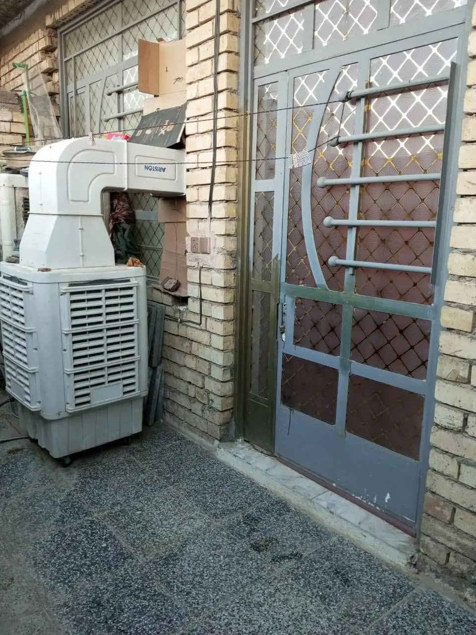 للبيع.. بيت زراعي سند (25) رئاسة العبيدي نهاية شارع السادة المساحة 100 متر ..
السعر 65 وبيه مجال للإتصال *********** بغداد, العراق
