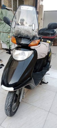 دراجة • كاملة • ديالى بهرز