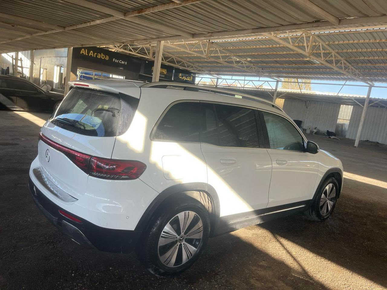 السلام عليكم
مارسيدس EQB 2023
كهرباء بالكامل 
الفول ايمشي ٥٥٠ كيلو 
جاهزه السياره
صور الضرر داخل المنشور 
مكان السياره سامراء 
سعرها مناسب 
للاستفسار اتصل وتدلل
***********
