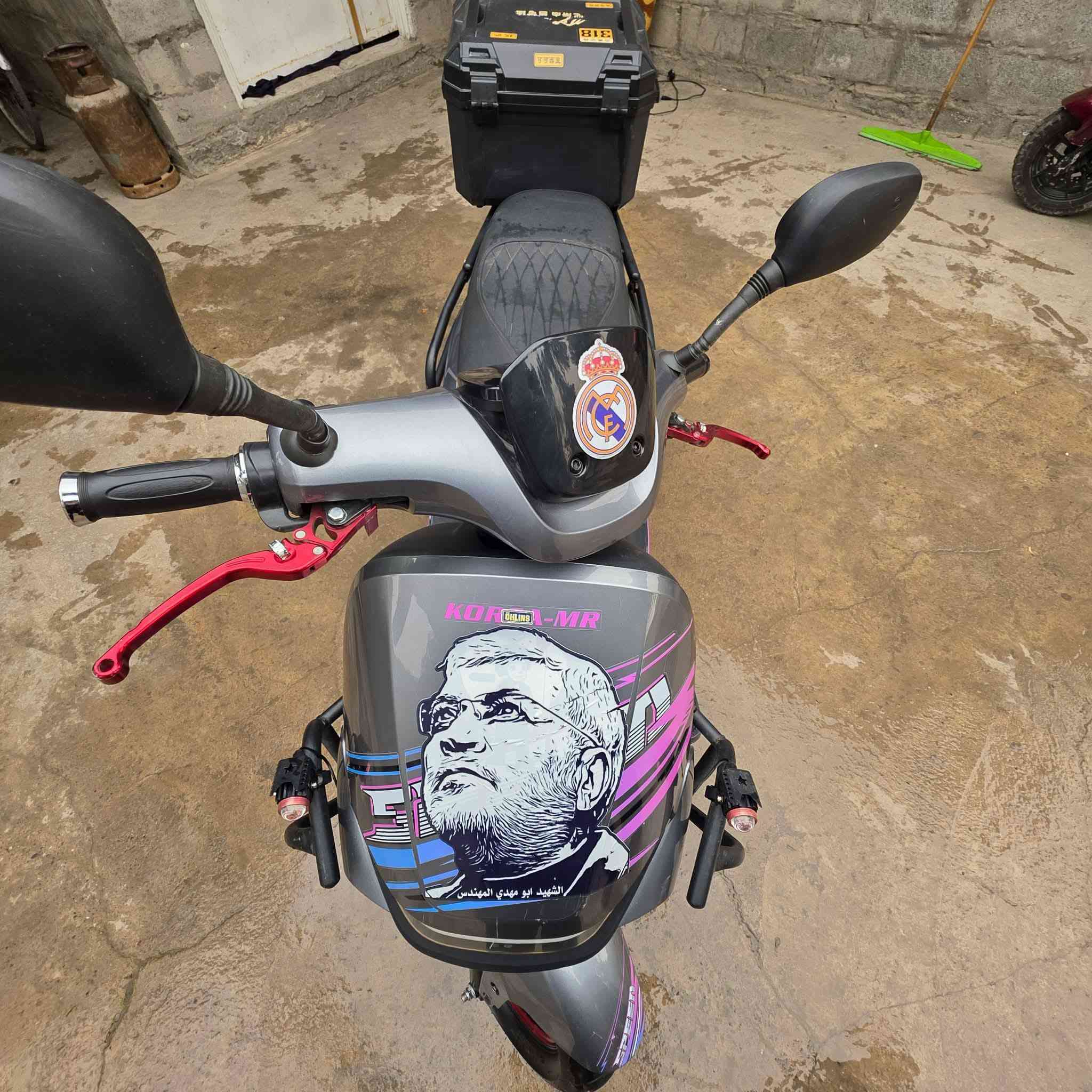 السلام عليكم يوجد دراجه شحن الملف الفين دراجه مستعمل شي بسيط جاهزه اي نقص مابيها مرواس او سرفيز وللبيع الاستفسار *********** بلد
