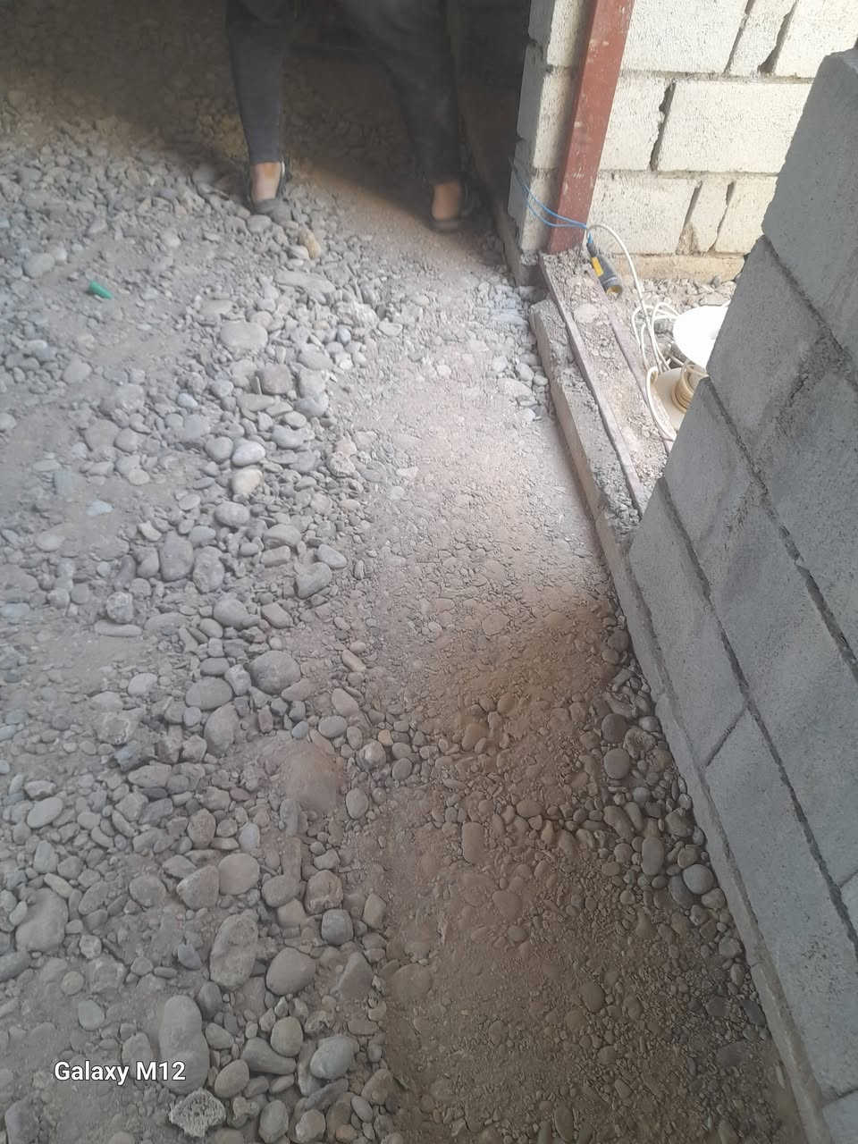 سلام عليكم   عمال فرش سبيس وحدل تنضيف بيوت تصعيد بلوك بعقوبه فقط ***********
