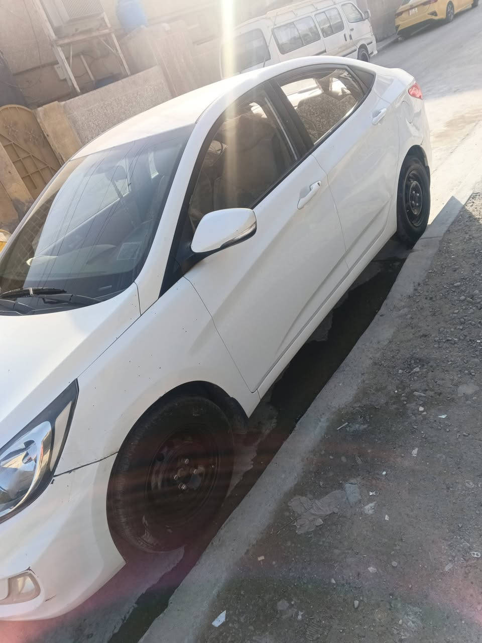 *********** سلام عليكم اكسنت خليجي مكفولة اوبسمي العنوان بغداد الجديدة ***********
