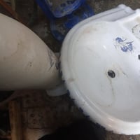 مغسلة • وحدتين • بيها مجال