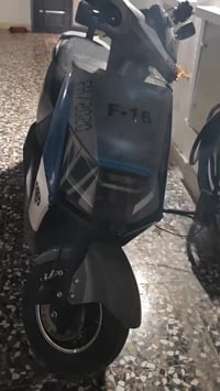 للبيع 07831711396