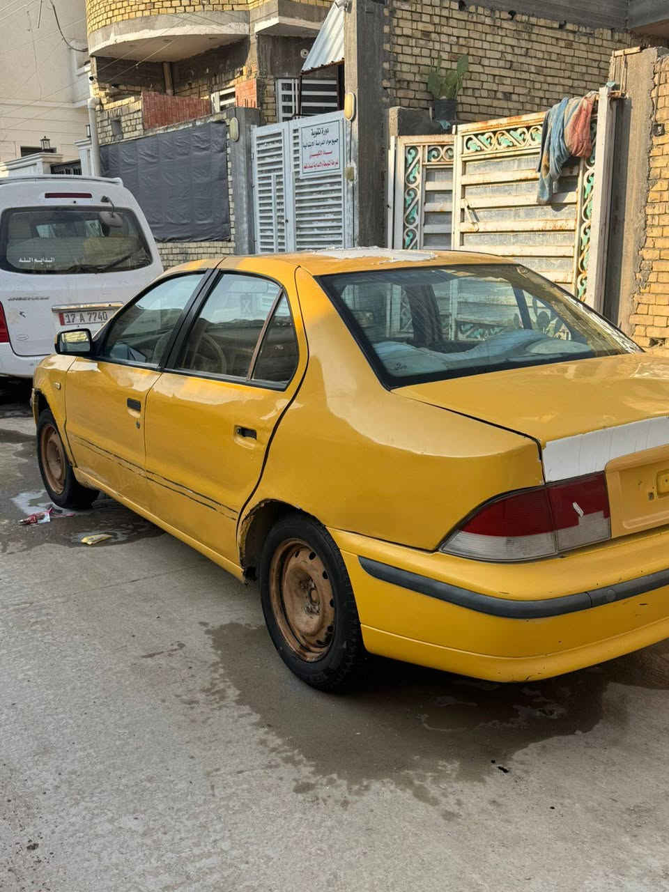 السلام عليكم سمند 2012 للبيع رقم نجف صدامي راعيها سنويه ساقطه موجود ويحول مكينه تبخر حداديه 50/ 100 كير نضيف كشر شوفة عينك مكانها ذي قار الشطره ***********
