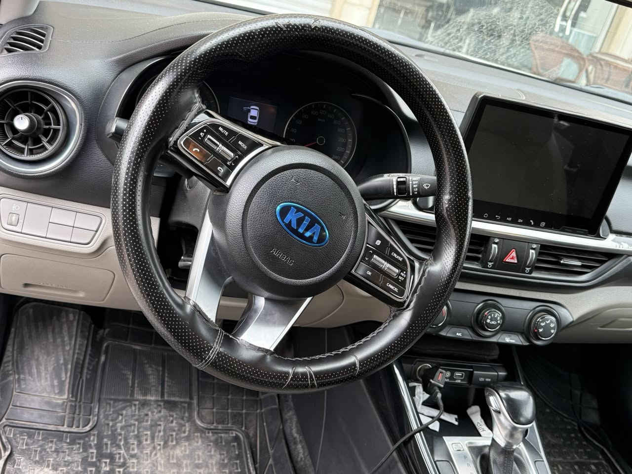 السلام عليكم سيراتو موديل ٢٠١٩ماشيه ١٢٥  فول بصمه تبريد قطعتين داخل لونينن بغدادباأسمي  سياره بدن اي حادث بس بيها كم رصعه مال مطر حالوب
السعر ١٤٧ وبيها مجال قليل


**إذا كنت صاحب هذا الإعلان وتريد حذفه لأي سبب، رجاءا أرسل رسالة إلى الدعم الفني**