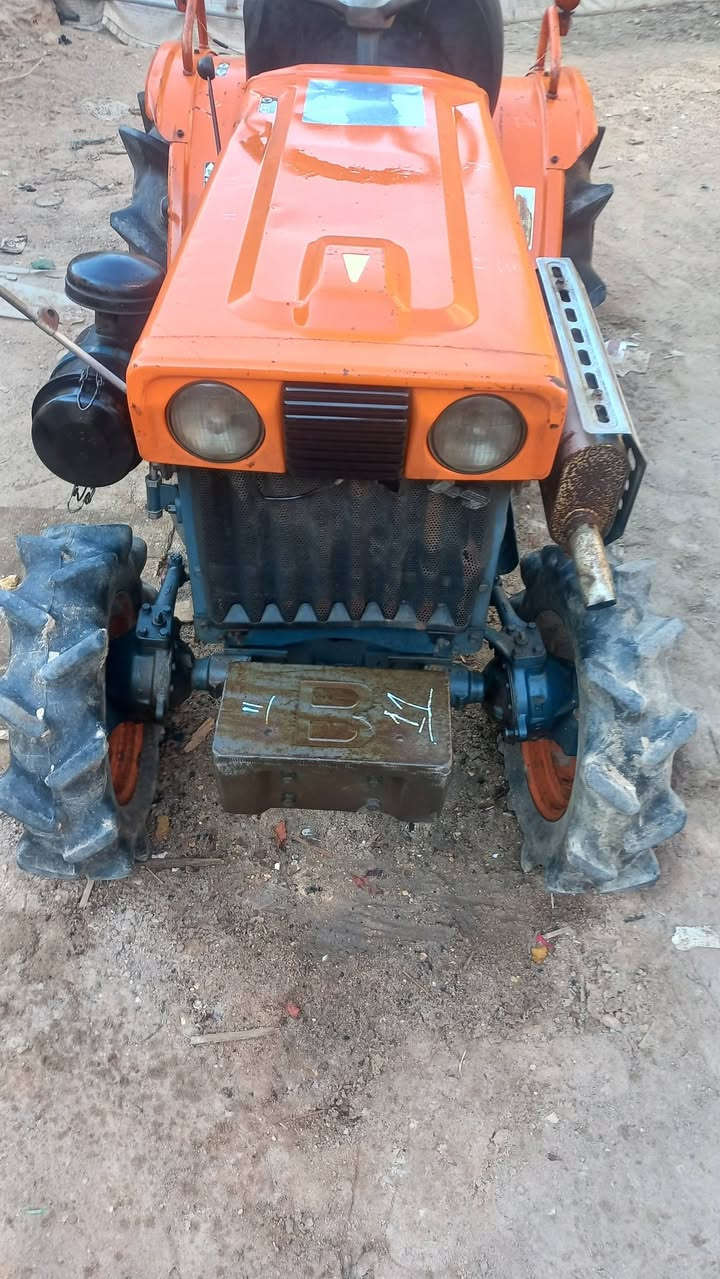 السلام عليكم كابوته 2بستم ياباني مع الرفاس شبه زيرو مشتغله قليل للبيع للإستفسار التواصل ع الرقم ***********
مٌكلف بالنشر
