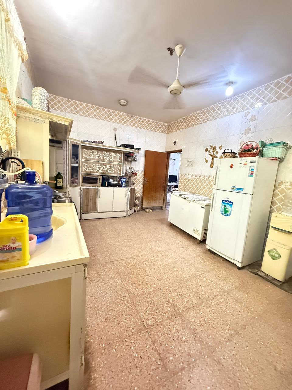 دار للبيع منطقة (حي النفط الزراعي) 2015 🏡

اعلان رقم : (196)

تفاصيل الدار :
المساحة 250 متر طابق واحد مسلح شارع الدار 12 متر مكمل خدمات مجاري وسبيس فقط تبليط  الدار يحتوي على 2 غرف نوم وصاله وملحقات اخرى .

لمعرفة السعر علق بكلمة (الخبير) ومتابعة للبيج✅
📮( عنوان المكتب حي الصدر تقاطع النادي الرياضي مجاور مطعم كباب آلخليج 

📞 للتواصل والاستفسار 
محمد سالم  : ***********
