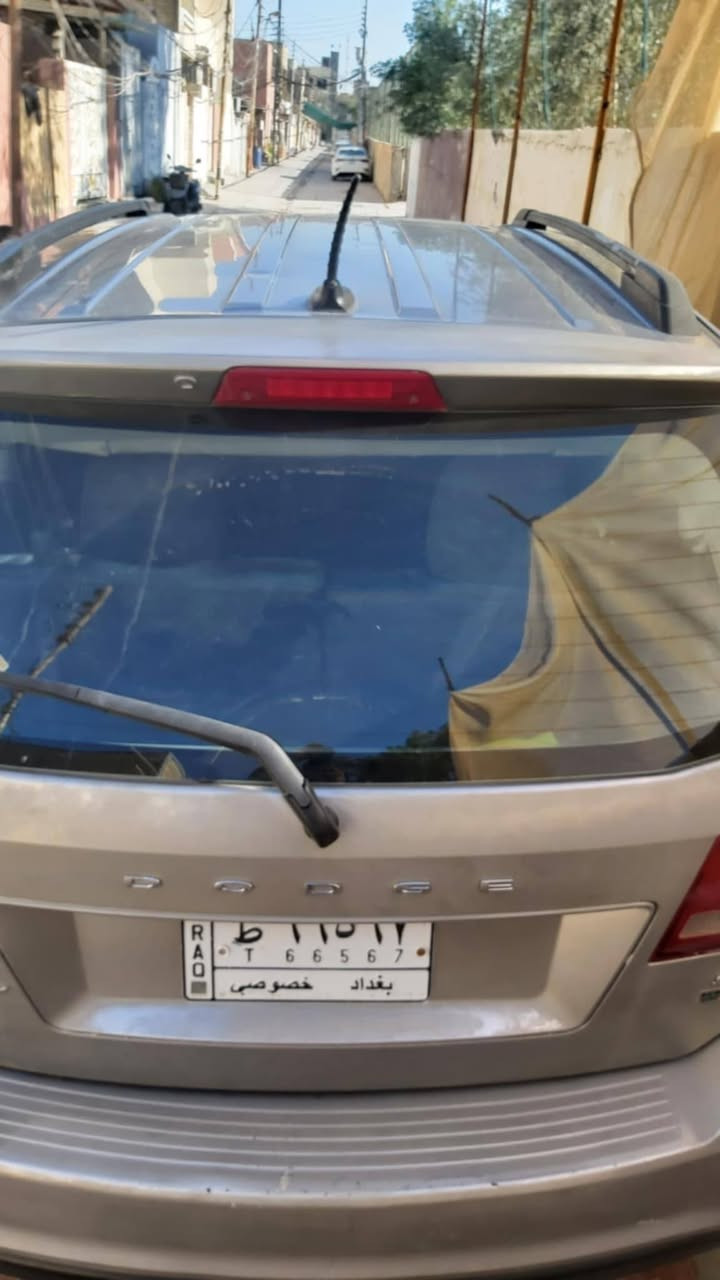 دوج جورني للبيع موديل 2015 حادث الجاملغ الخلفي حجم المكينه 3600 جاهزه من كل شي مكينه قبل سبوعين شادله بيه فقط جراد رقم بغداد المداور ثاني يوم  السعر 110 وبيه مجال للشراي
*********** 
ابو علي
