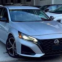 التيما SR • ٢٠٢٤ • ٤٢٠٠٠ میل