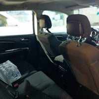 جورني اللبيع موديل ٢٠١٨ السيارة ضربتها بابين جاهزة اي نقص ما بيها السع...