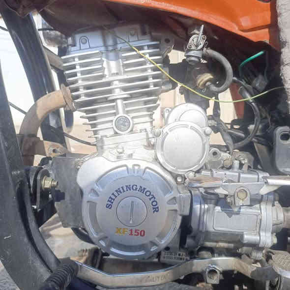 السلام عليكم شباب ستوته البيع مكفوله كفاله عامه مديل ٢٢وبيه محرك ٢٣مال بلال تخم تاير جديد وجه جديد نكره سلف مكاني كربلاء طويريج السعر ١٨٥٠وبيه مجال رقمي ***********...؟
