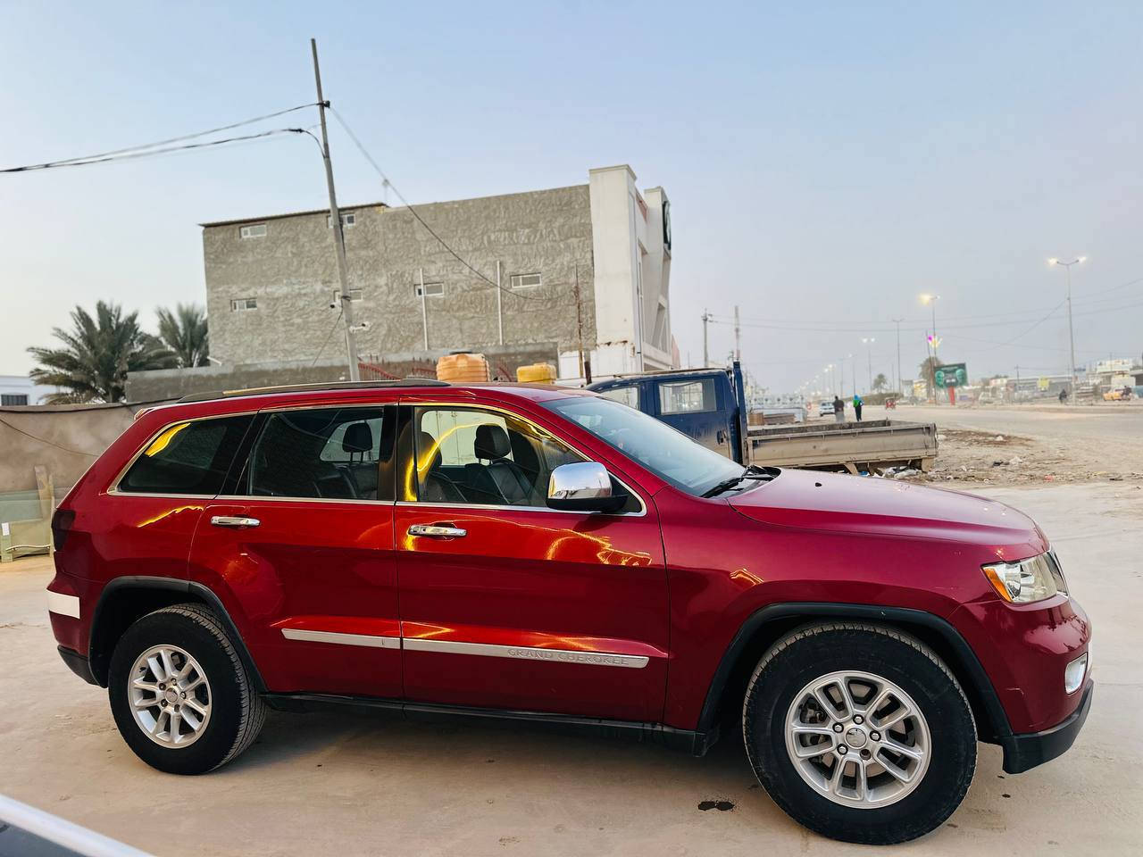 السلام عليكم جيب كراند شيروكي  2011 رقم بغداد دولي تحويل مباشر وارد امريكي   حادث جاملغ وباب شواصي ولغود وايرباك مكفوله   محرك 6 سلندر 3600 شاشه تاب  كامره خلفيه.  ذاكره خزن موسقى   مثبت سرعه  كشن كهرباء كشنات جلد   تبريد قطعتين تبربد   ومحرك كير مكفول سياره نضيفه وجاهزه مابيه اي نقص  مكاني بابل  سعر 140  بيع فقط 
للأستفسار *********** ومن الله التوفيق

