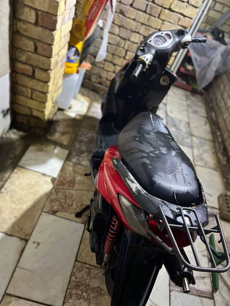 السلام عليكم للبيع درجه نثيه كابريتر وسلف وهندر درجه بيه لاتسيك ولف تشتغل شلع و معدل مكاني بغداد الشعب رقم بي بس وتساب بي بس وتساب بس وتساب بس وتساب *********** كوم حديد تشغل نكره مكاني بغداد الشعب ثعالبه السعر ٣٥٠ وبيه مجال او مروس
