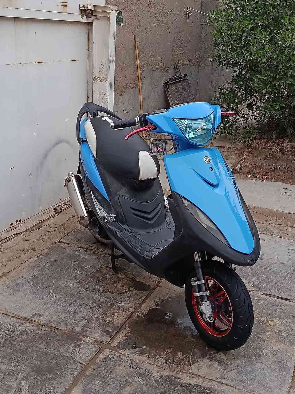 السلام عليكم (ماكس عدلة للبيع او مراوس حسب لقناعة)
بوش وبستم 55 شغالة هندر جاهزة
ويالة صدر امامي يدات بريك قطرة دهن جاملغ خلفي كلة رياضي صالنصة صجمية 
دراجة جاهزة من كلشي 
مكاني ديوانية 
لرقم ***********
لسعر 490 وبيهة مجال
