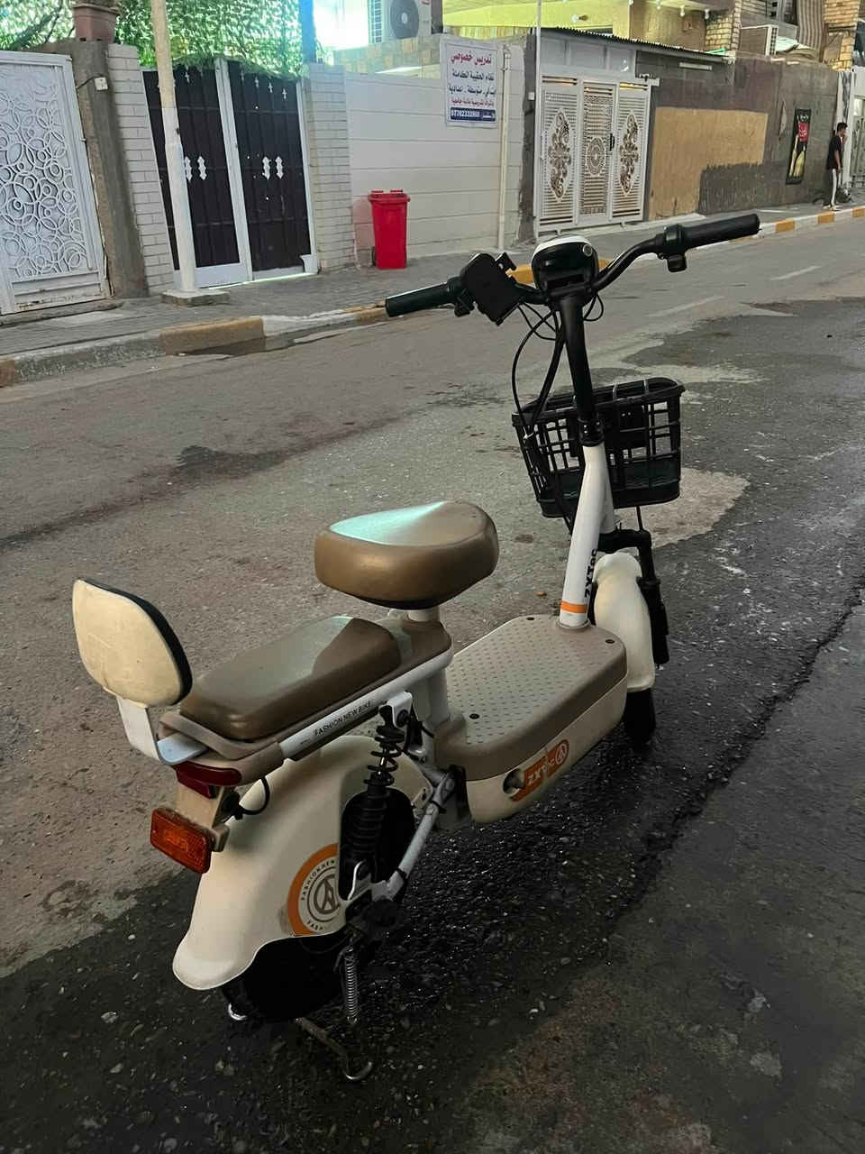سلام عليكم شباب درجه للبيع شحن حجم ١٤ الرجه نضيفه 
جدن سعر ٢٥٠ و به مجال شي قليل ***********
