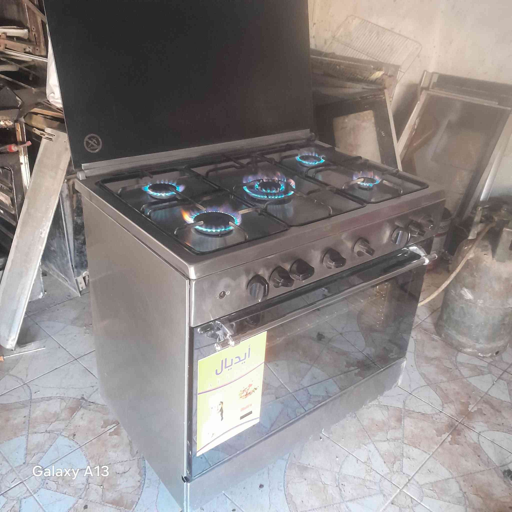 طباخ إيطالي باب اول كوله شغال وعلى الفحص حي النداء شارع المكاتب ٢٠٠وبي مجال كوله شغال واتساب مازنجر موجود ***********
