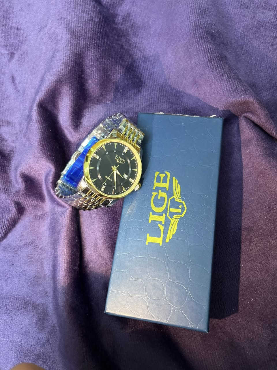 سلام عليكم ساعة ماركة LIGE معروفة وغنية عن التعريف عقرب مضيى بالضلام قرص اسود مع نافذة تاريخ سير ستيل مقاومة للماء تحت 30 متر للاستفسار خاص السعر 35


**إذا كنت صاحب هذا الإعلان وتريد حذفه لأي سبب، رجاءا أرسل رسالة إلى الدعم الفني**