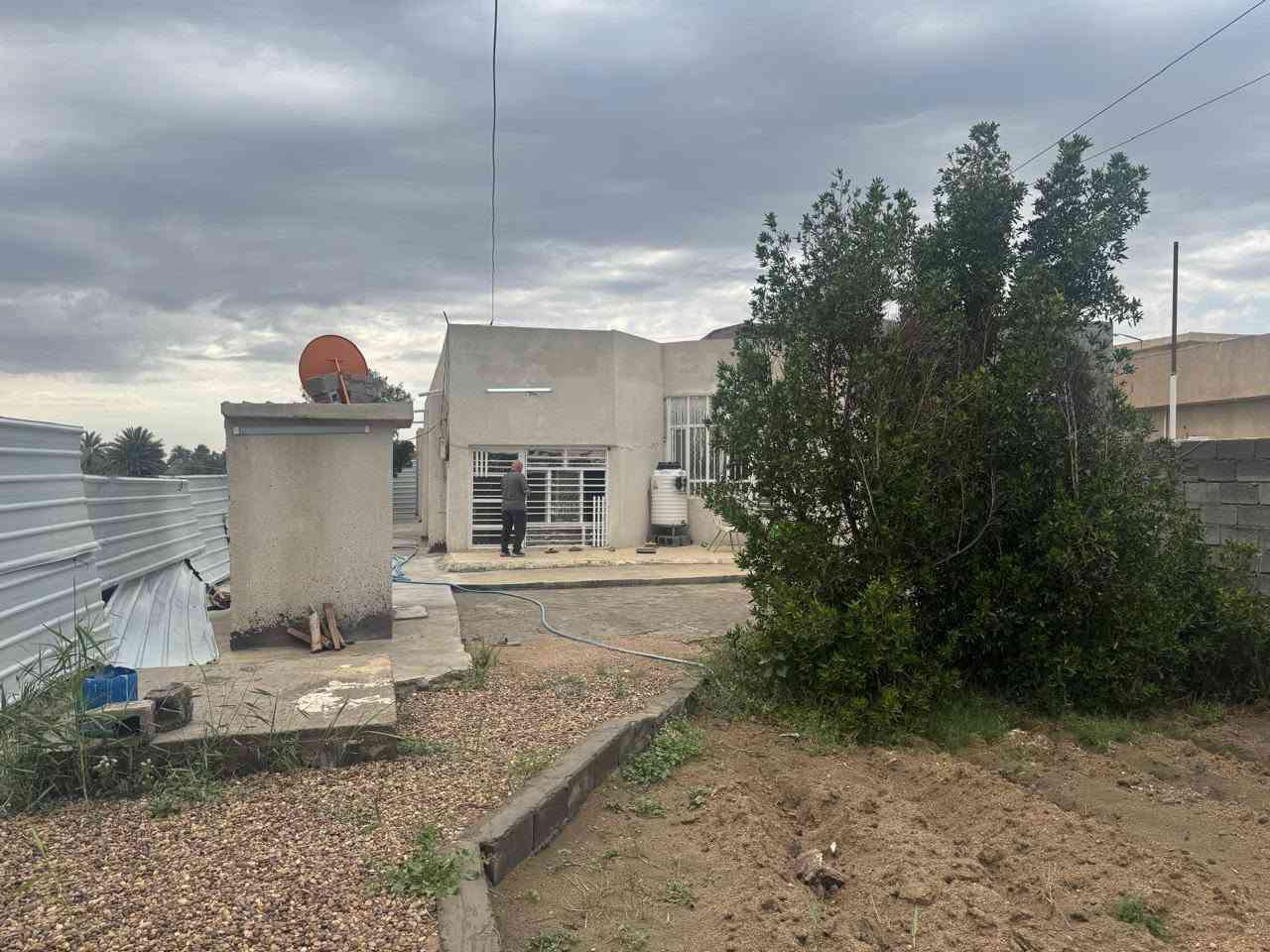 السلام عليكم
بيت 550متر طابو زراعي سند 25 بناء طابوق الكاع كاشي مرمر بياض جديد كهرباء
جاهز للسكن قريب عليك المدرسه بظهر البيت كهرباء وطنيه ومولد
المكان بغداد الشيحه يبعد عن تقاطع حي العدل سريع الغزالية 10دقائق
اتريد تحويل اتريد وكاله بأسمي العقار
***********
*********** بغداد, العراق
