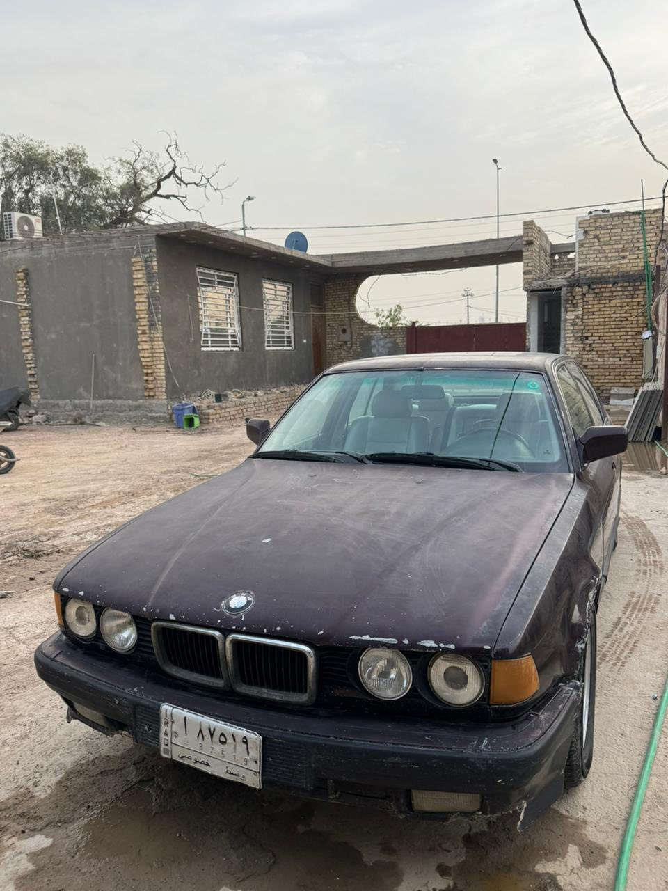 Bwm موديل 91 
وارد ياباني تبريد ثلج محرك كفاله كير كاسحه 
بدي ع صبغ الشركه 
ترايك للبصره وشكد بيك امشي

حجم 740 
سعر 55 وبيه مجال حك الجيه
غرفه جديده
كهربائيات كله شغاله 

متواجد ع الفيس 
وهذا رقم حمودي ‭٠٧٨٣ ٨٩٨ ٧٠٠٣‬
