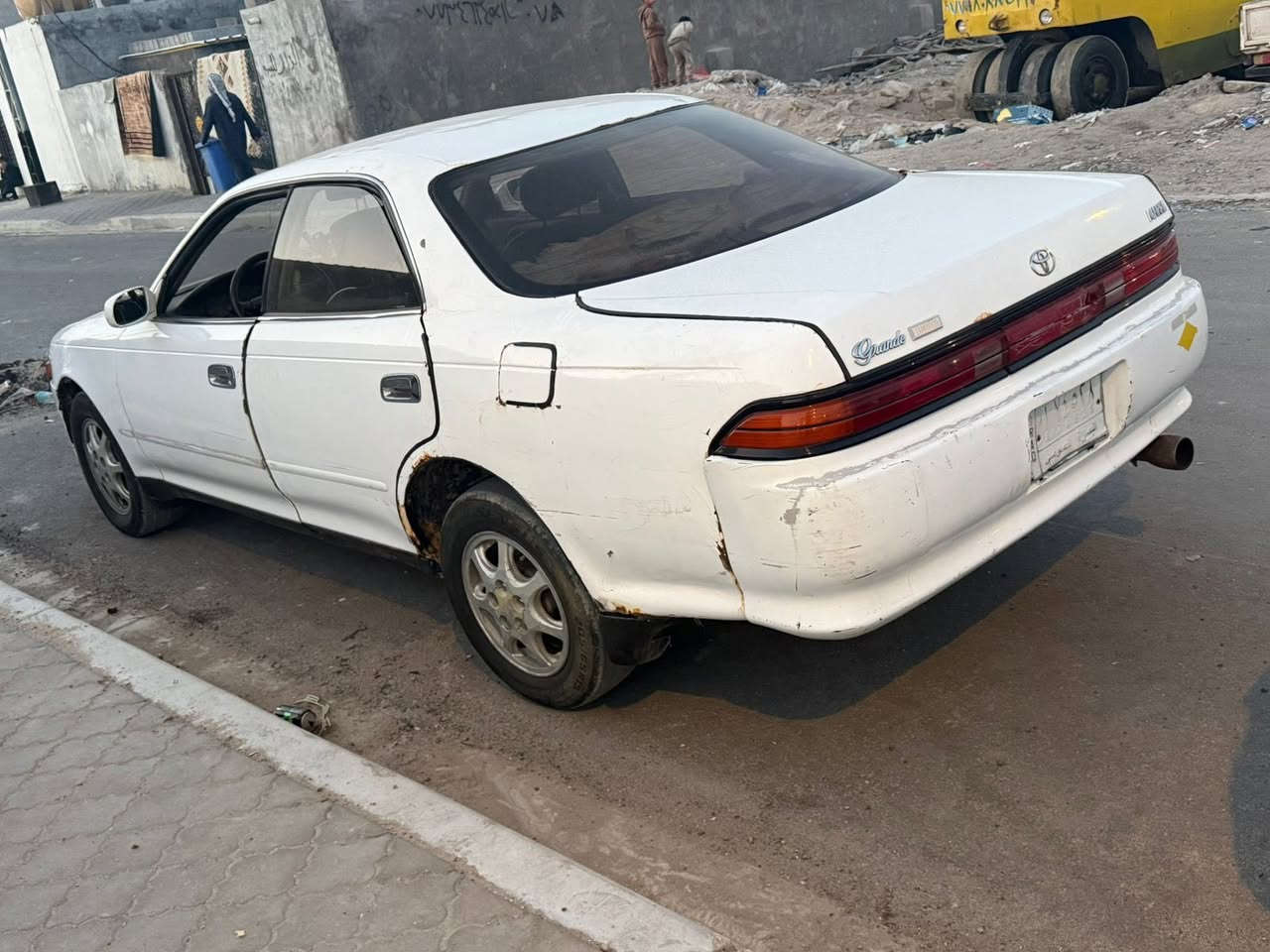 سلام عليكم مارك البيع فقط موديل 1993 سياره مشروح وطني تريد تحويل بي محافضه سياره كير مكينه ونجي تأثرت جديد كهربائيات كله شقاله حداديه جديه سيار مكفوله من الكص نقل جثه العنوان البصره سعر 40بيه مجال سياره مال جناي ***********.    ***********
