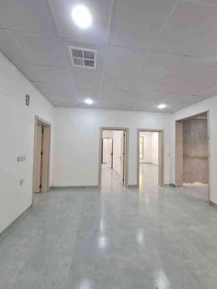 يتوفر 🛑🛑🛑🛑🛑🛑🛑🛑🛑🛑
دار للايجار 
في حي الحدباء 👉👉👉👉👉👉👉👉👉👉
مساحة 250 متر 
بناء حديث فول سيراميك بورسلين 
زيرو 
طابقين 🫸🫸🫸🫸🫸🫸🫸🫸🫸
ط1 يتكون من غرفتين نوم وهول واستقبال وصيحات ومطبخ 

ط2 يتكون من اربع غرف نوم وهول وصيحات ومطبخ 
السعر 800 

للاتصال والاستفسار ***********
                                ***********
