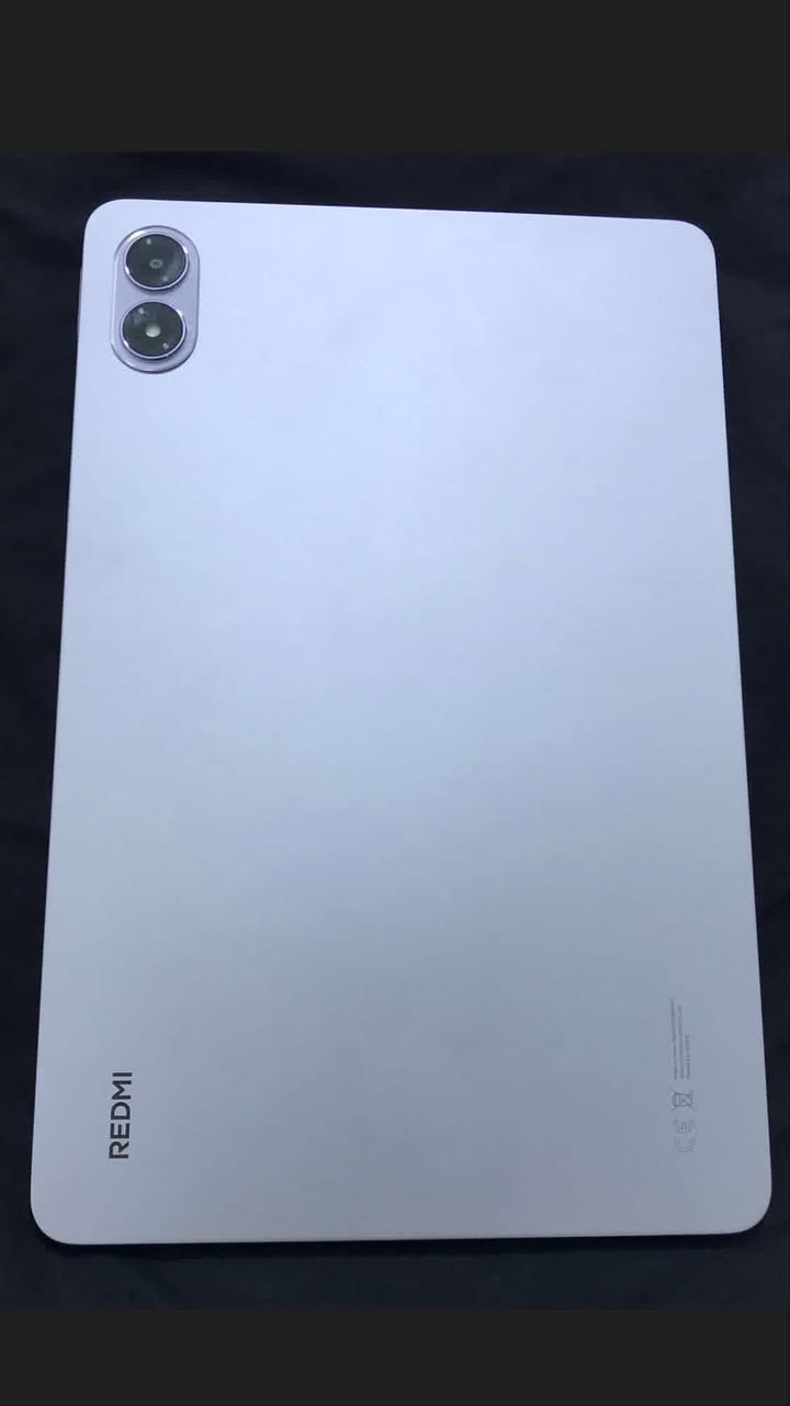 ريدمي باد 2 برو
•  ذاكرة 256
•  حجم شاشة 12.1 
•  حجم البطارية 12000
•  مكبر صوت رباعي : 4 سبيكرات
•  لون سمائي
الجهاز كلش نظيف استعمال اقل الشهر
السعر : 325 كامل ملحقات وبي مجال بسيط
*********** واتساب
