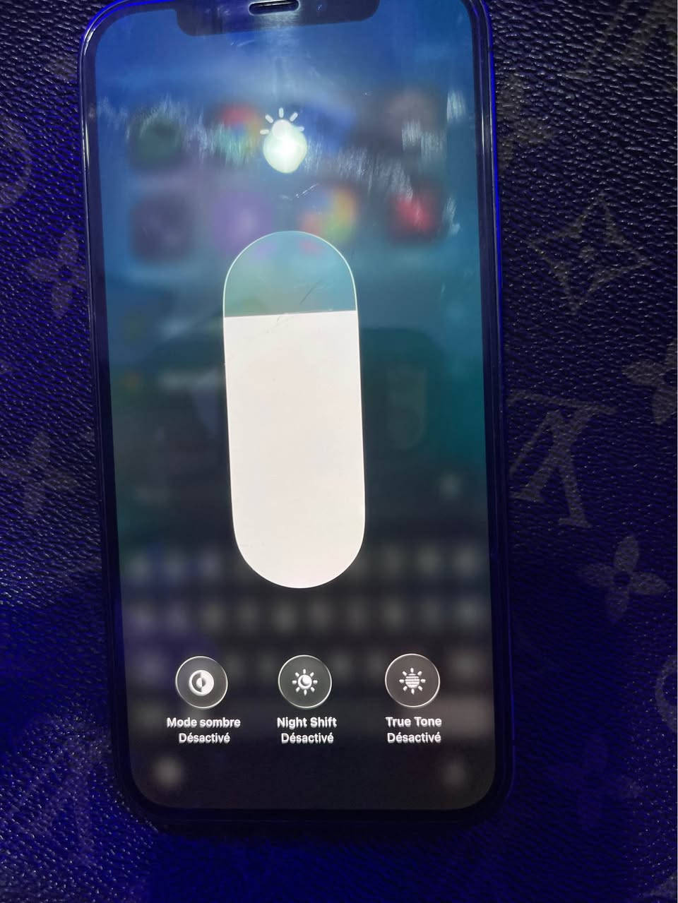Iphone 12 pro 256G batri 90% tele ba9i jdid khabcha la li bghah marhba العروي, الناضور


**إذا كنت صاحب هذا الإعلان وتريد حذفه لأي سبب، رجاءا أرسل رسالة إلى الدعم الفني**