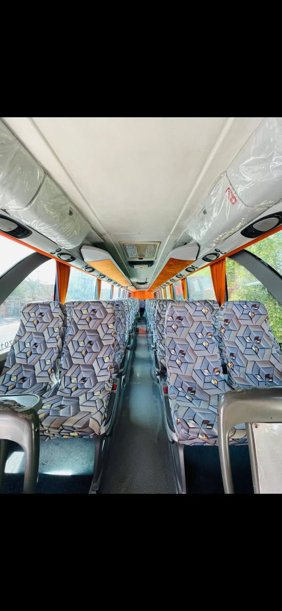 السلام عليكم
ام السيوف إيطاليا للبيع 

60 مقعد 

تبريد جديد سبع مراوح 

كير عادي 

غير متواجد على الفيس

للاستفسار الاتصال على الرقم

***********

***********
