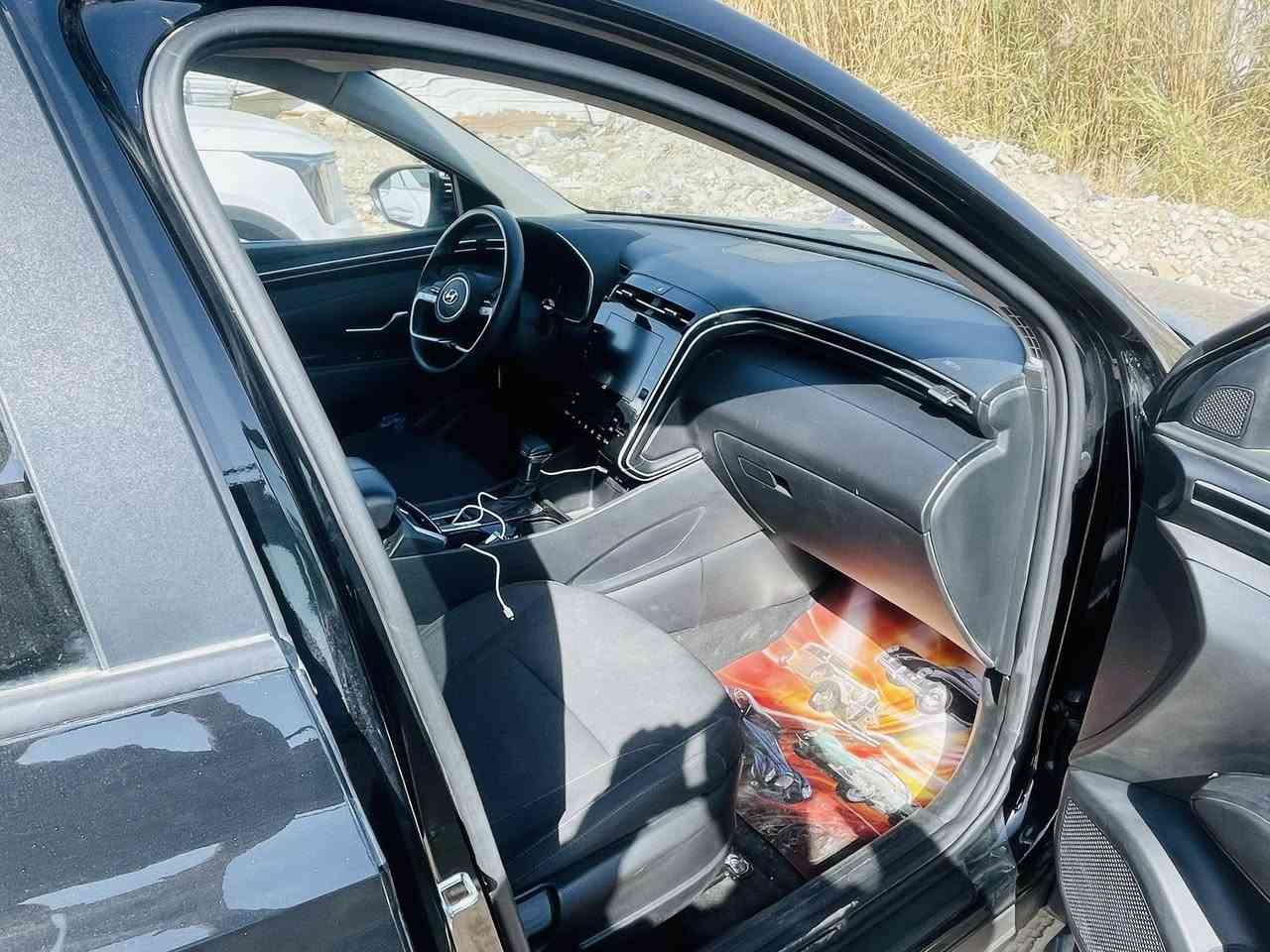 توسان ٢٠٢٤
وارد امريكي حادثهه جاملغ وبنيد مبدلات وبيهه تصليح بالغد بدون شاصي السيارة جاهزة على الترقيم مكانهه بغداد الامين السعر ١٦٠ 
***********
