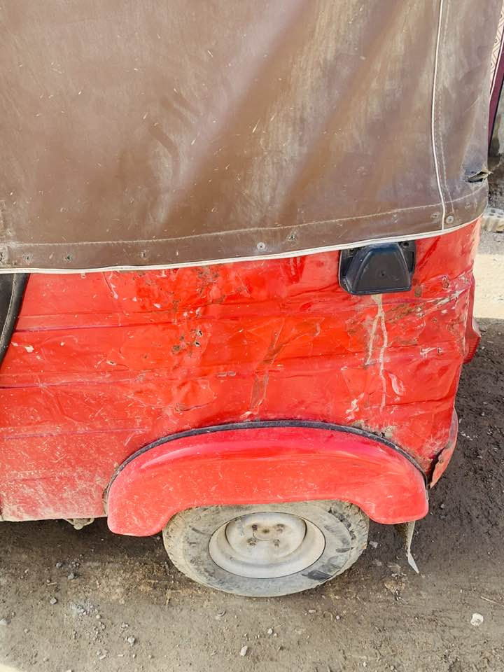 سلام عليكم تكتك مديل 2018 تكتك نضيفه مكينه اكسل تيرات كبريتر سلف كله جديد وراق ستنساخ بيهن 2 اصليات تكفله بكلشي تجي تاخذه من باب بيتنه  تكتك كبل الشارع منقصه أي شي كهربيات كلهن شغاله سعره مليونين و700 وبيهه مجال بكاني بغداد البياع هاذه رقمي (***********)
