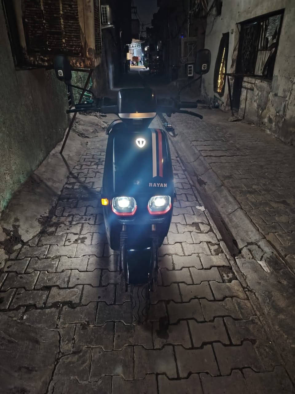دراجه ريان كامله من كلشي ٦ بطريات عل فحص ريده ٧٠٠ وبيه مجال موديل ٢٠٢٥ بيه مجال بصيط مكني بغداد العلاوي ***********
