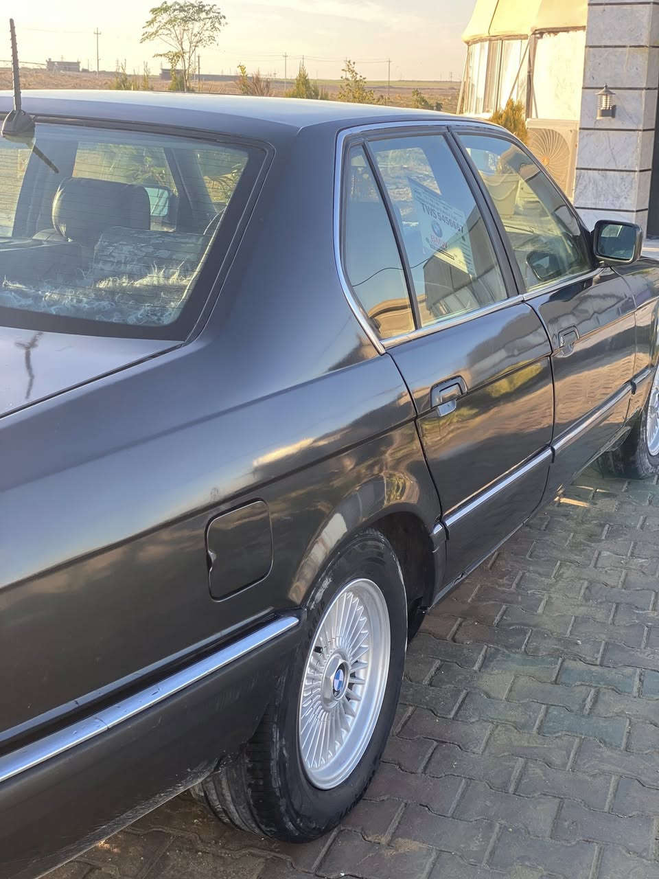 سلام عليكم .اللبيع بي ام 735  اصل وفصل  موديل 1992  سنوية الى 28  سيارة كير ومحرك بشرط تخم تاير جديد ويل شعاع  كشنات جلد كهرباء    مكاني لانبار  شراي يتصل ويدلل سعر وباقي تفاصيل  يتصل ع رقم ***********
