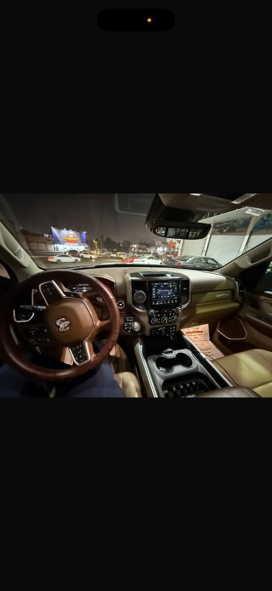 سلام عليكم

رام بك لارامي   🖤🔥
الموديل : 2022
ضربته صندوق 
باب طويلة ، بودي طويل 

العداد :  54الف ميل🌹
المحرك : V8 5.7L . 🚀
المواصفات :🔥. 
* نظام ملاحة GPS .   .
* المصابيح الأمامية زنون .
* كشافات الضباب زنون . 
* المصابيح الأمامية LED .
* المصابيح الخلفية LED . . 
*رادار امامي وخلفي
* دخول ذكي (بصمة) . 
* تشغيل عن بعد .. . 
* تبريد مقاعد 
تدفئة  مقاعد . 
* تدفئة ستيرن . .
* نظام خرائط  GPS . 
* حساسات امامية .
* حساسات خلفية . 
* كاميرا خلفية . 
* دوسات جانبية . 
* تبريد  خلفي . .
* منظومة كاملة لقطر العربات . 
اوتو ستوب 
* الشباك الخلفي كهربائي . . 
* هاند بريك كهربائي 
السعر؛: 335
مكان السيارة بصرة 

***********
