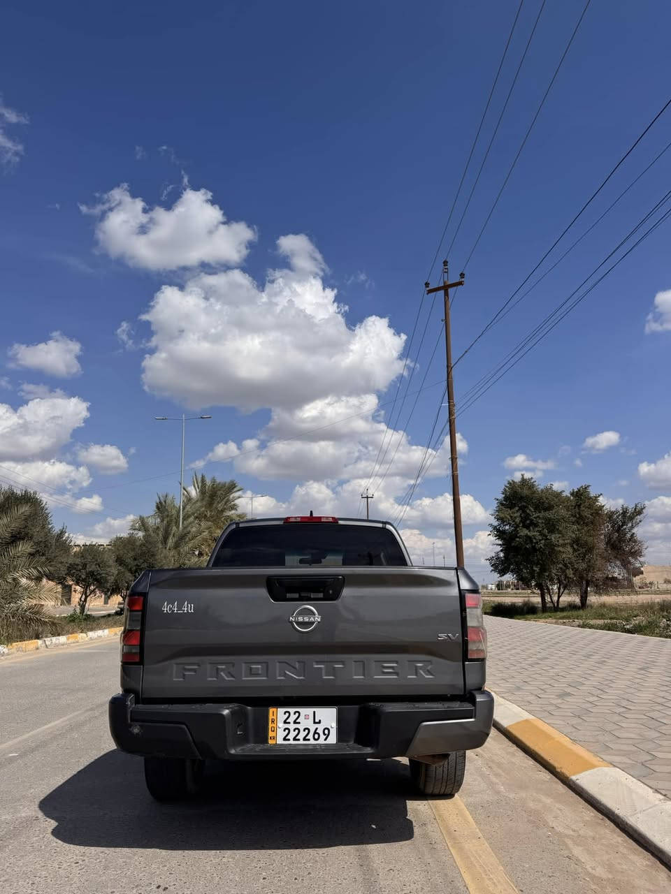 Nissan frontier... 2023...
نيسان فرونتير....٢٠٢٣...
مواصفات sv المعروفة 
عداد المسافة  65,000mi
السياره وارد أمريكي ضرر قطعة وحدة صبغ 
ايرباك وشاصي مكفول كله 
كير ومحرك وتبريد مكفول وكلشي بلادي 
شرط التحويل ثاني يوم 
السعر ....$235....
.
.
. عنوان السيارة تكريت...
للتواصل ***********
