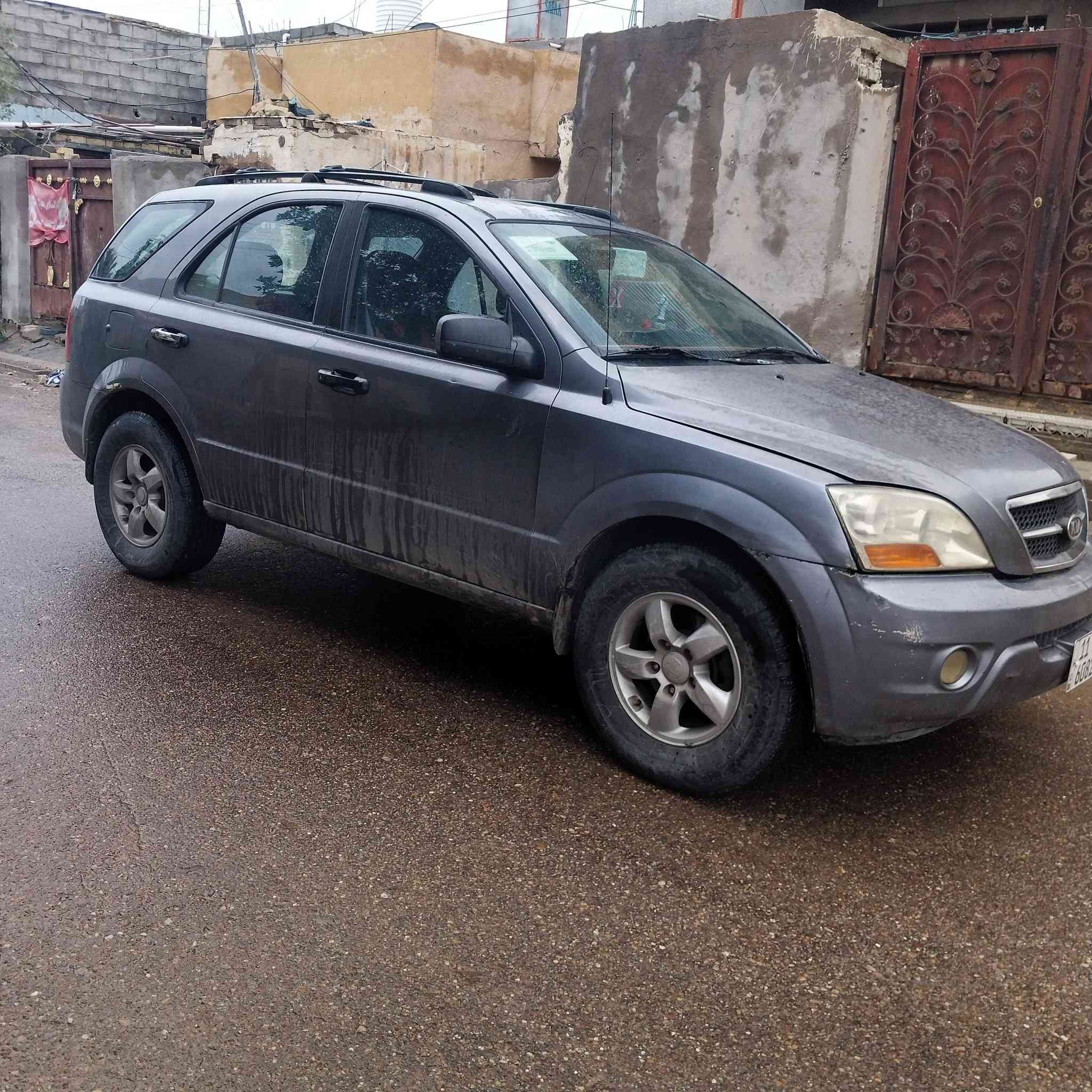 كيا سورنتو موديل ٢٠٠٧ رصاصي تبريد غرفه نظيفه صدر حلو بغداد انكليزي كير اوتوماتيك محرك ٣.٨ من الاخير مال اخ الاخوه بغداد الحسينيه قرب دكتور جعفر موبايل *********** واتس اب السعر ٩٠
