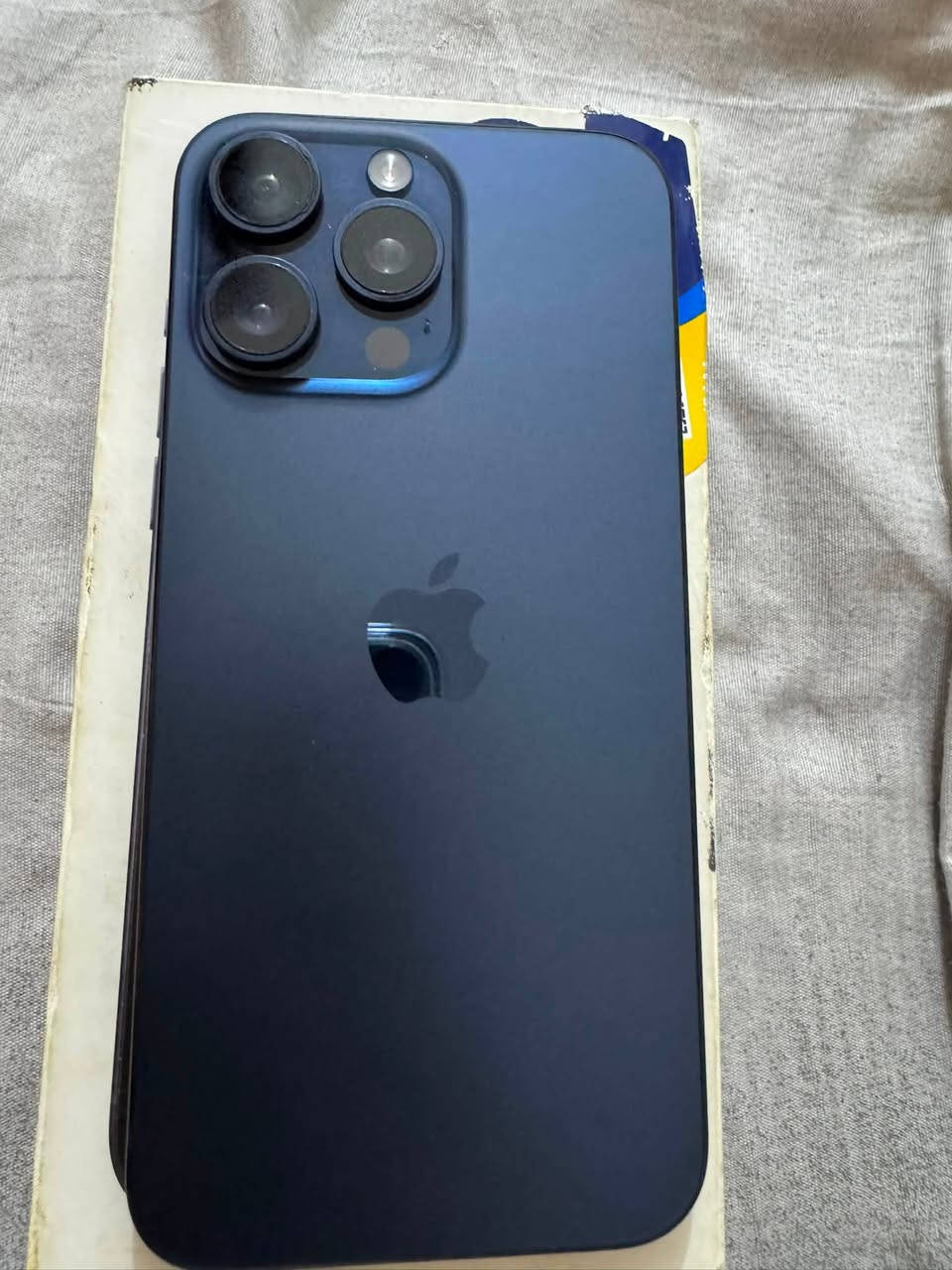 يفون 15 برو ماكس ذاكره 256بطاره 84دبل سميكارت جهاز نضيف وتر برو نضافته ميه من ميه مكاني مدينه الصدر سعر جهاز 950بي مجال بصط رقم الهاتف ***********ومراوس
