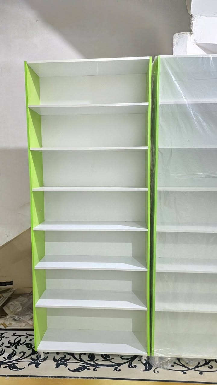 رفوف خشب تركي اصلي 
[جديد غير مستخدم]

الطول  ٢متر ونص
العرض  ١متر
عمق الرف الواحد  ٣٠ سم
الرف الواحد ٧ بايات

سعر الرف الواحد ١١٠ بيها مجال للطيبين
للاستفسار مراسلة الصفحة


**إذا كنت صاحب هذا الإعلان وتريد حذفه لأي سبب، رجاءا أرسل رسالة إلى الدعم الفني**