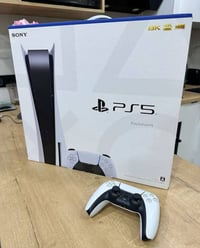 بلي فايف • نظيف مثل الجديد • ٢ جوستك أصلية